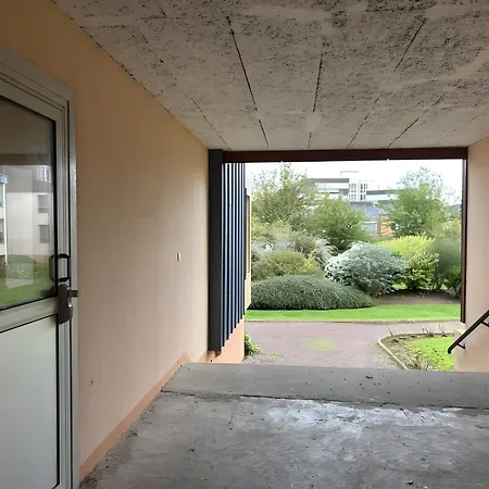 Appt Rez-de-jardin アパート クルル・シュル・メール