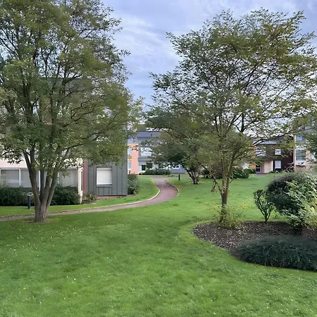 Appt Rez-de-jardin Apartment