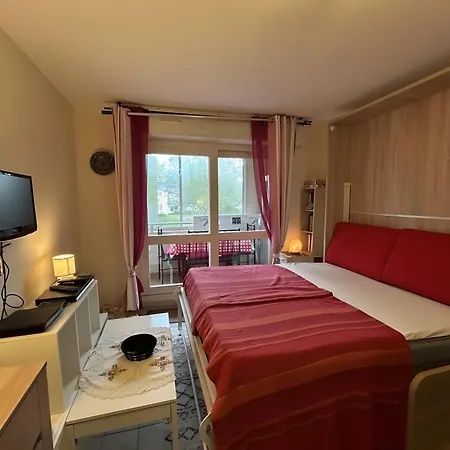 Apartament Appt Rez-de-jardin