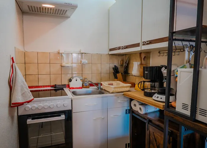 Apartment Appt Rez-de-jardin *