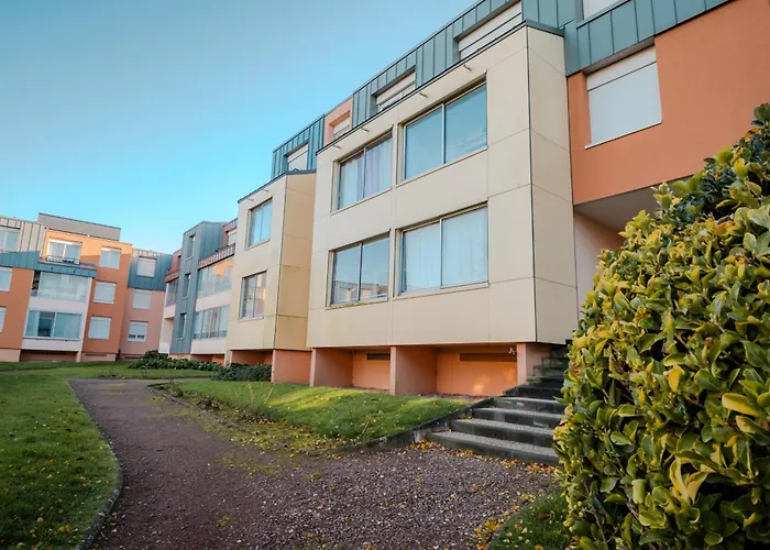 Appt Rez-de-jardin Apartment